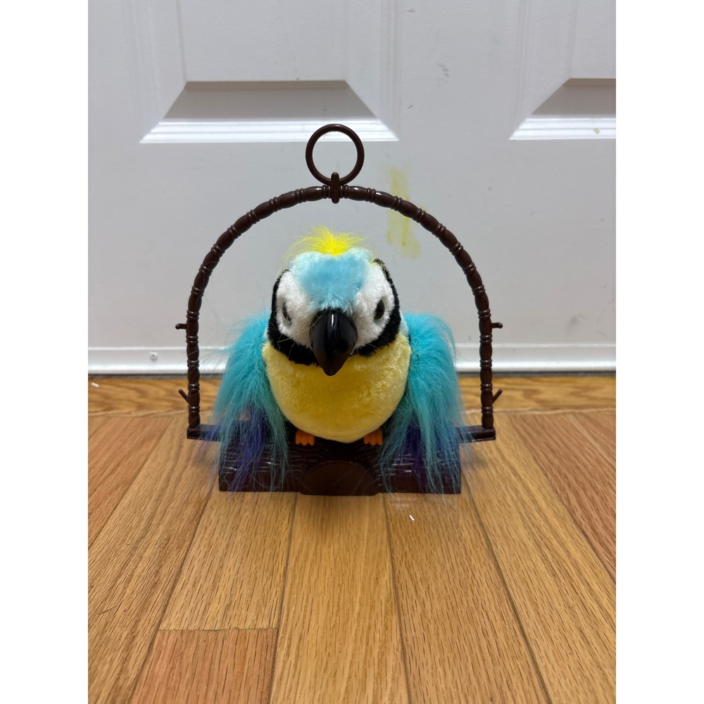 Smile Industries 2005 Polly the X-Rated Parrot Motion Sensor Animatronic